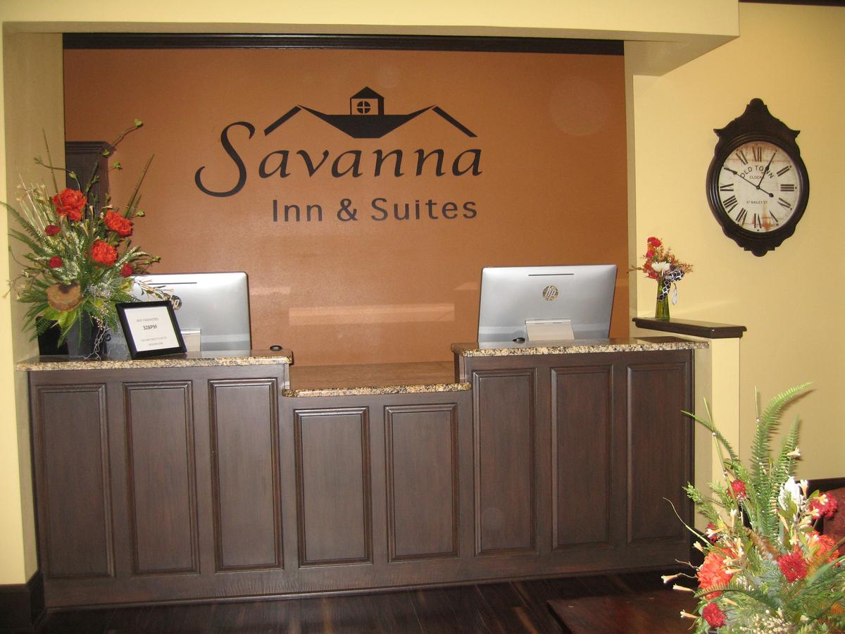 Savanna Inn & Suites Exteriör bild